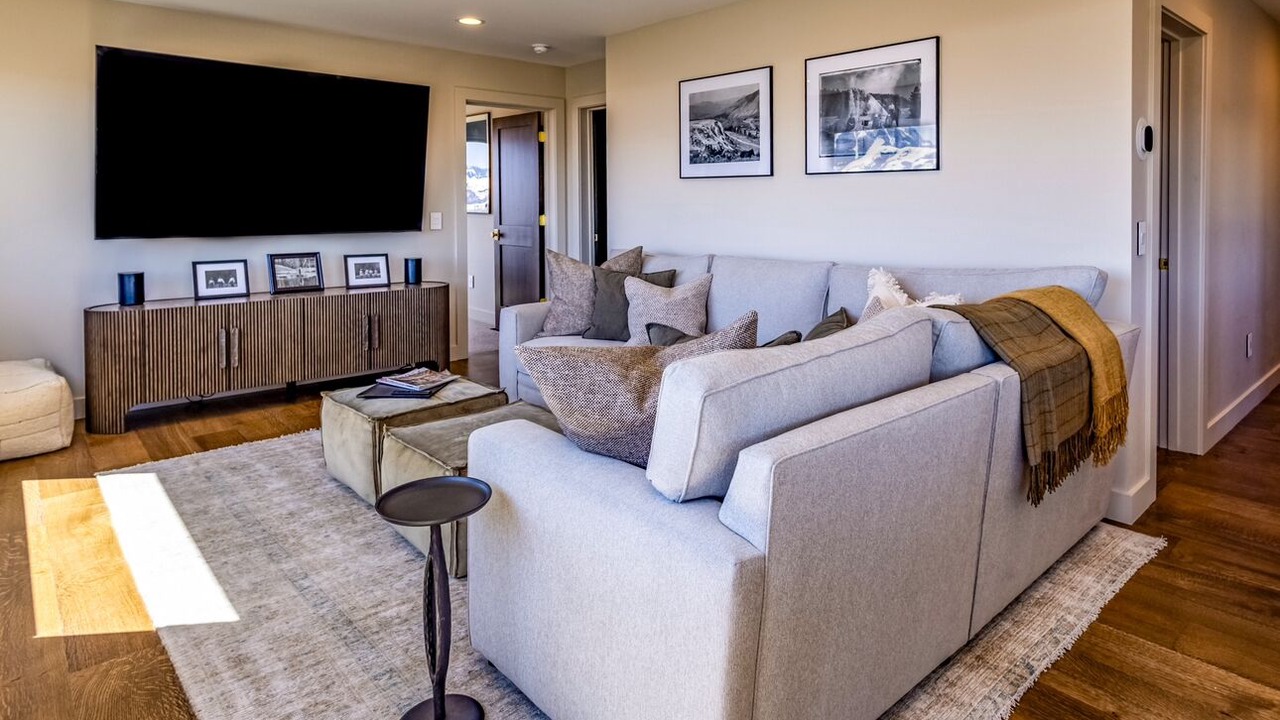 Photo of Livingroom in Emigrant