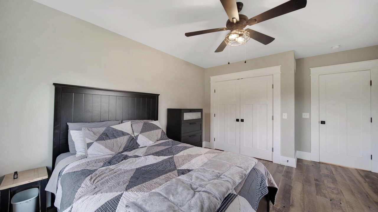 Photo of Bedroom in Plain City