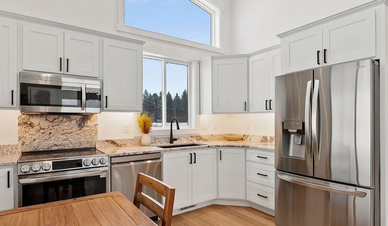 Photo of Kitchen in Evergreen