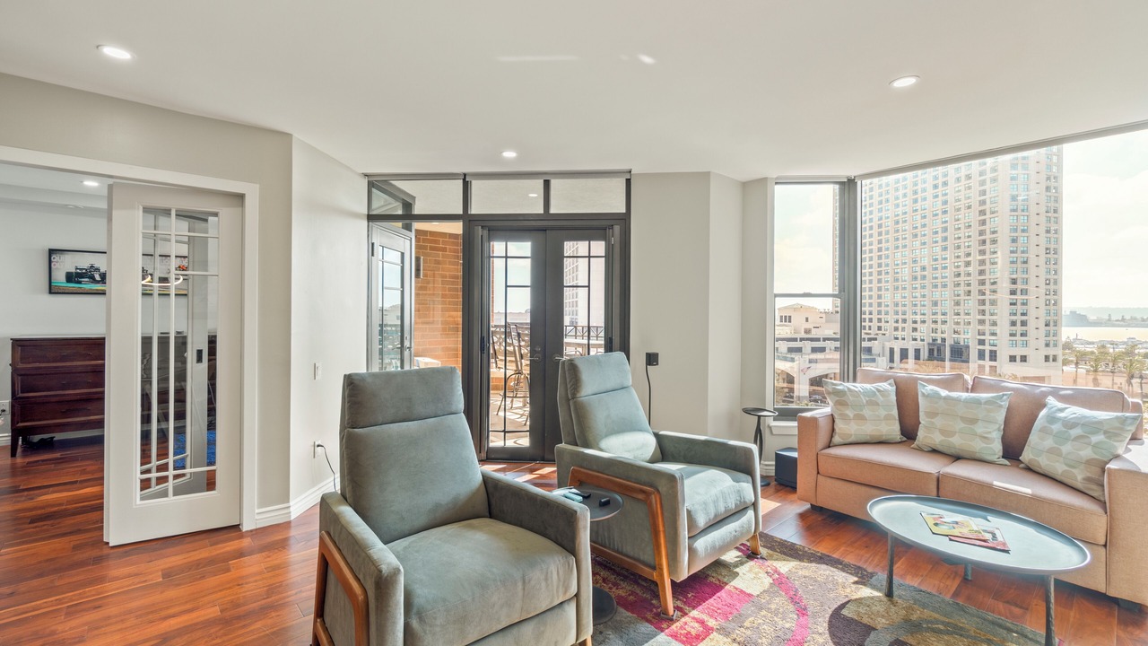 Photo of Livingroom in Downtown San Diego