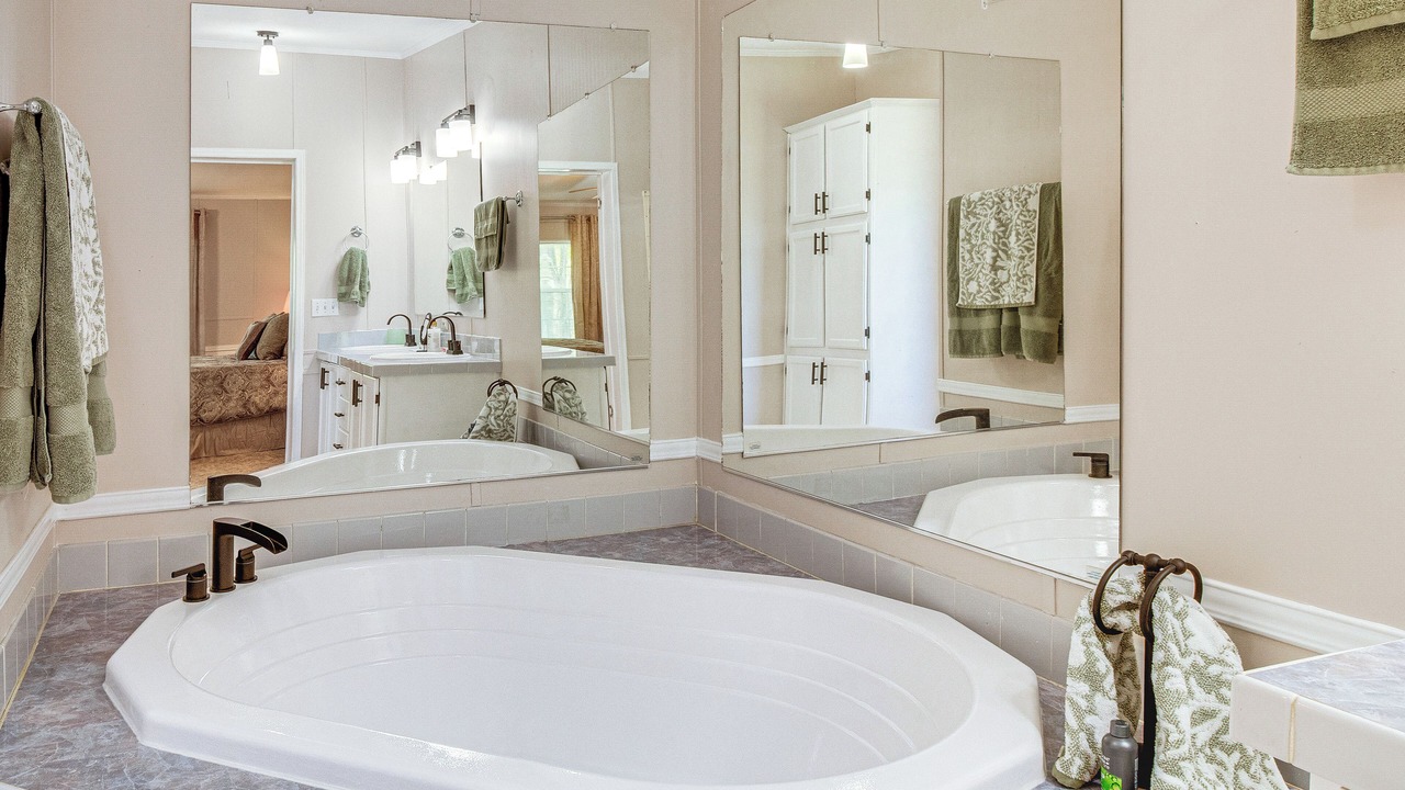 Photo of Bathroom in Elizabeth