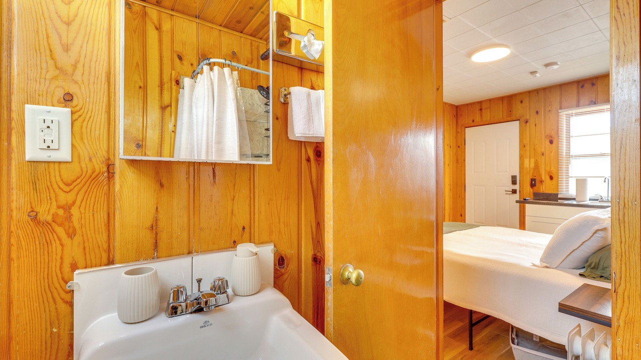 Photo of Bathroom in Spearfish
