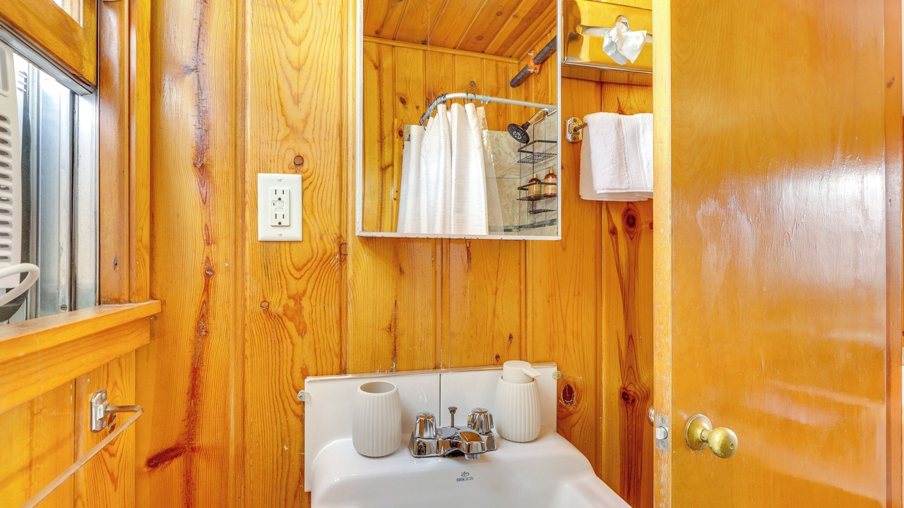 Photo of Bathroom in Spearfish