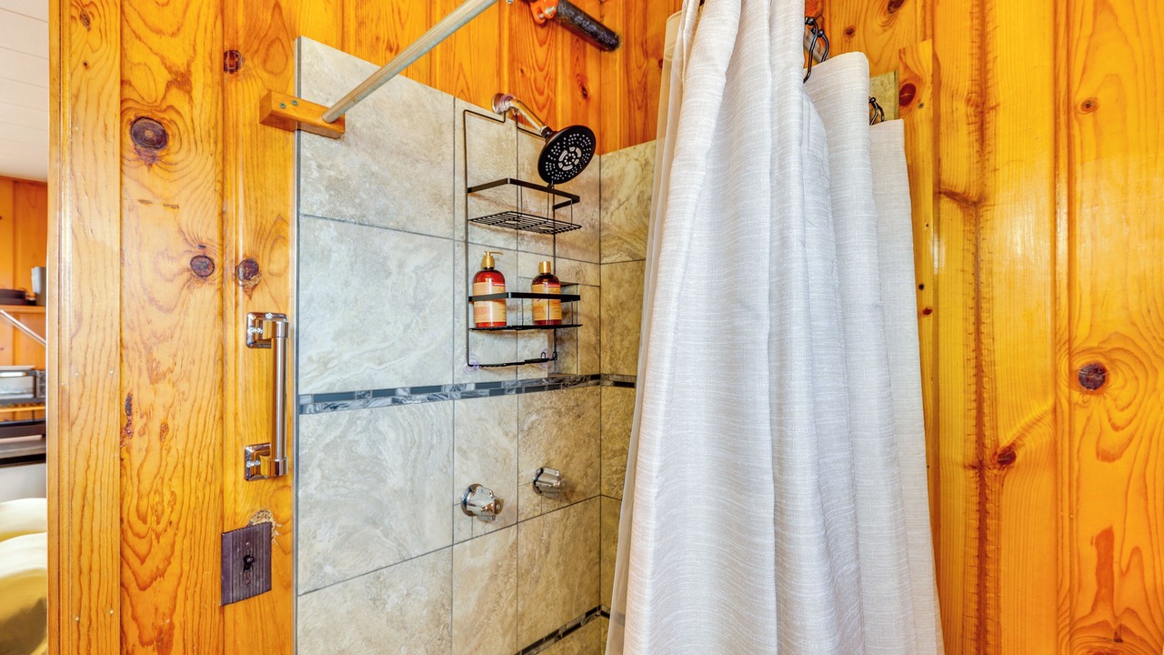 Photo of Bathroom in Spearfish