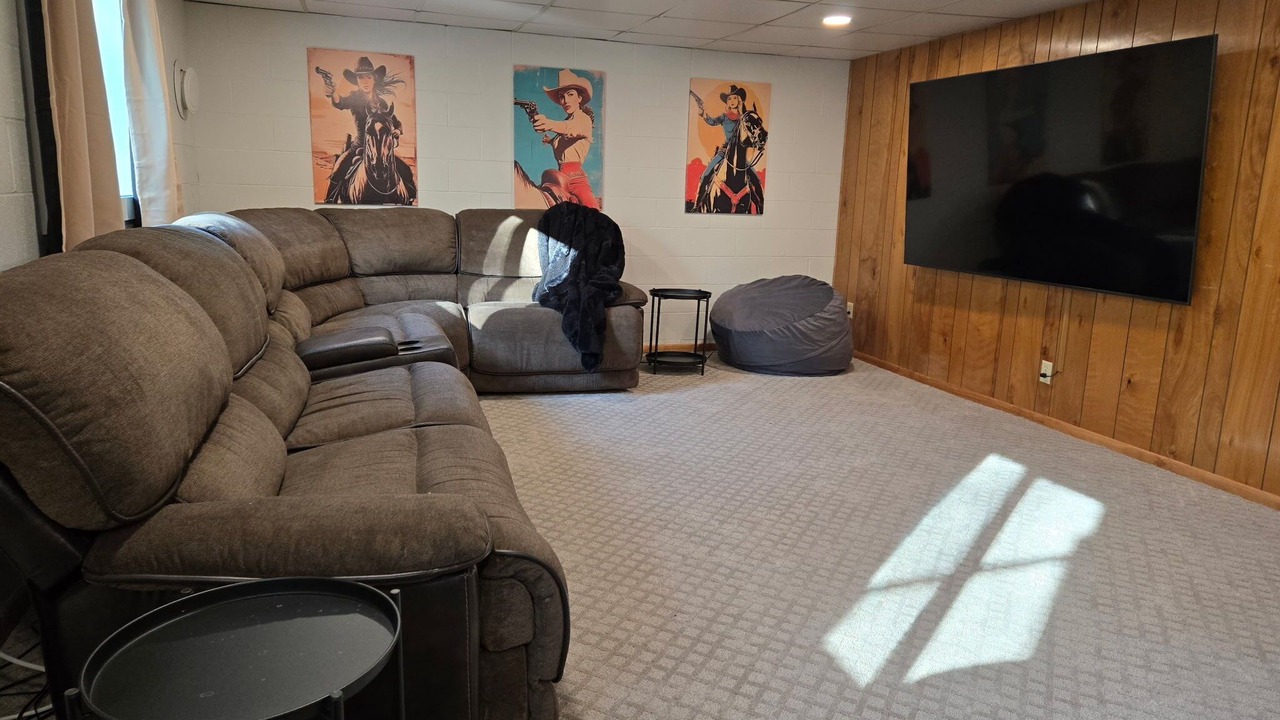 Photo of Livingroom in Livingston