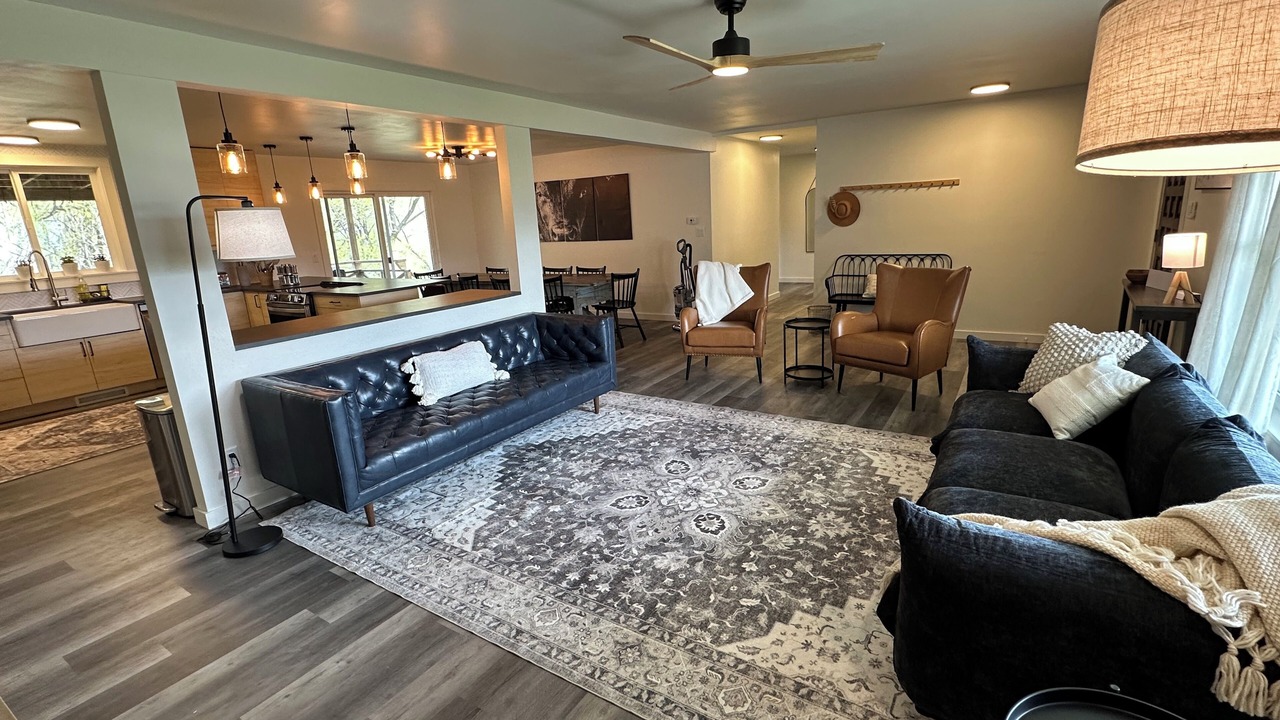 Photo of Livingroom in Livingston