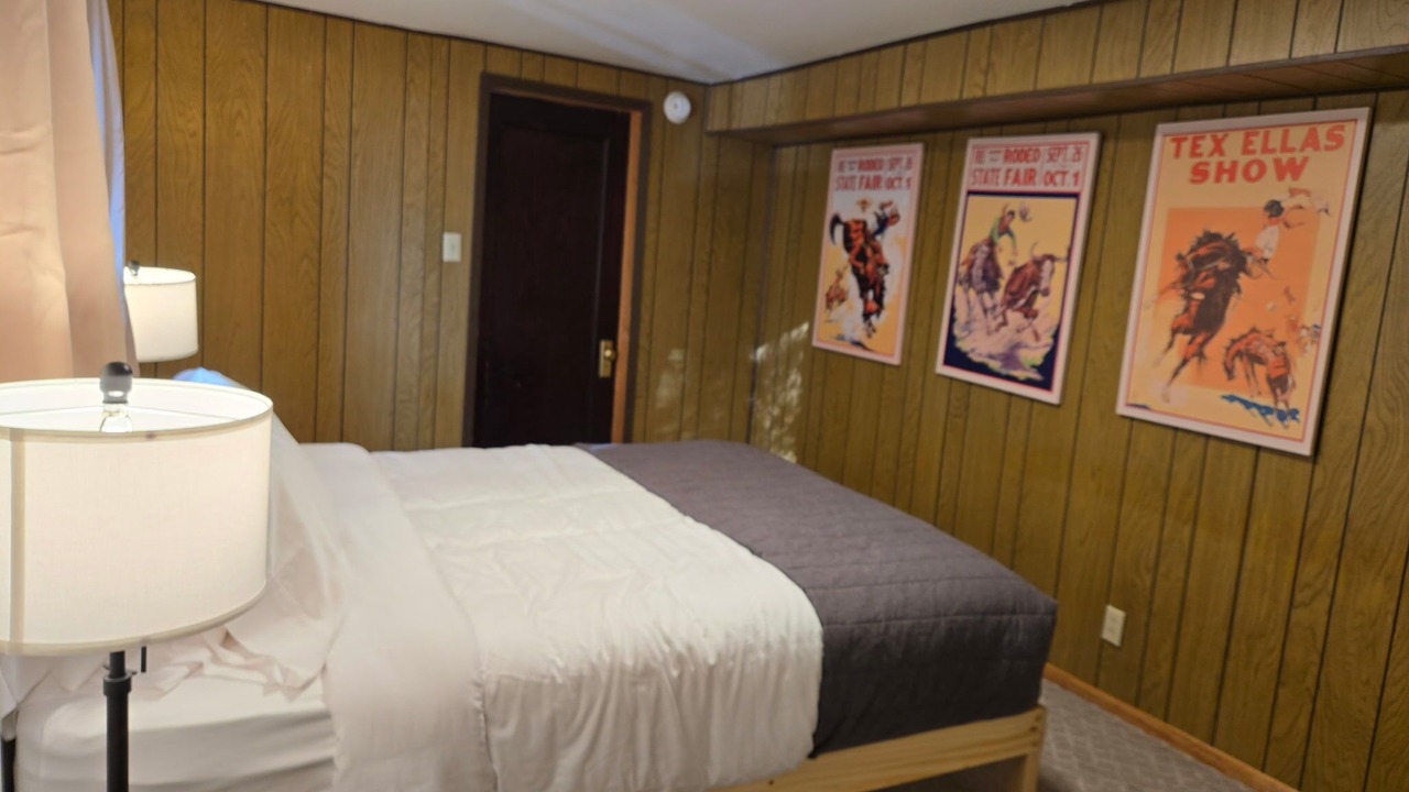 Photo of Bedroom in Livingston