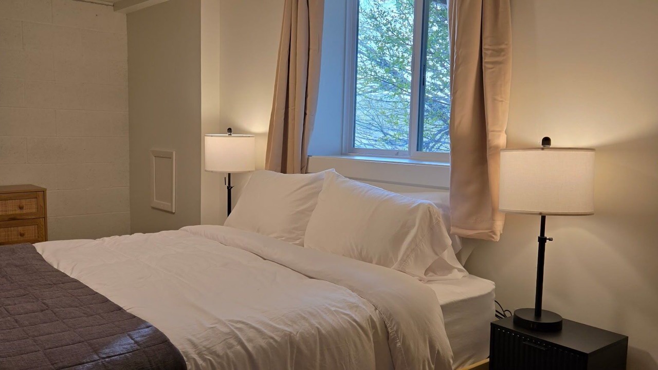 Photo of Bedroom in Livingston