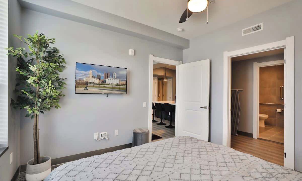 Photo of Bedroom in Old North Columbus