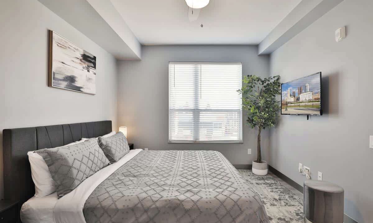 Photo of Bedroom in Old North Columbus