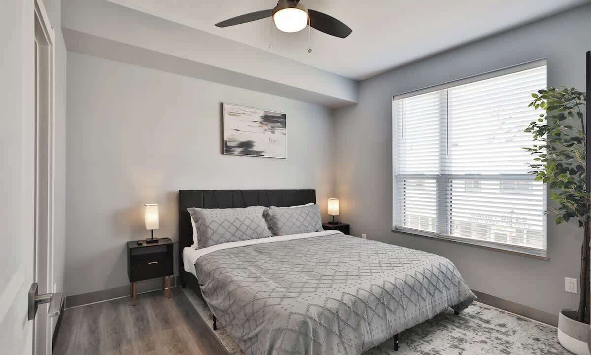Photo of Bedroom in Old North Columbus