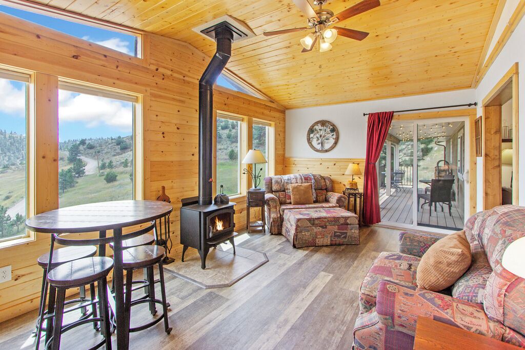 Photo of Livingroom in Glacier View Meadows