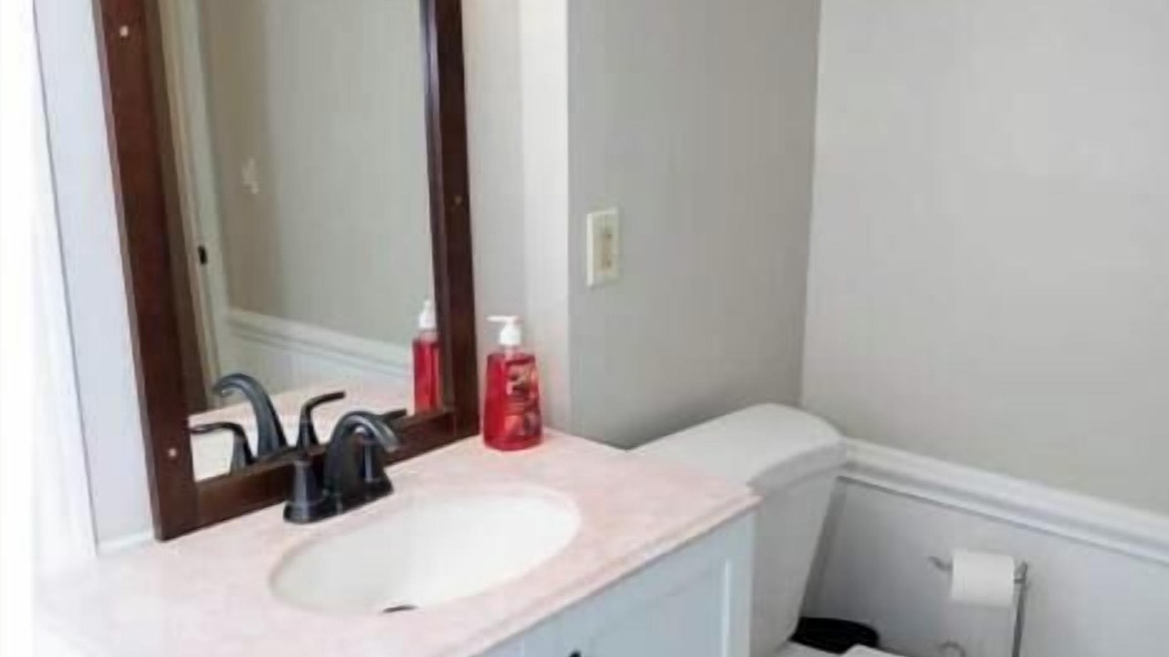 Photo of Bathroom in Vermilion