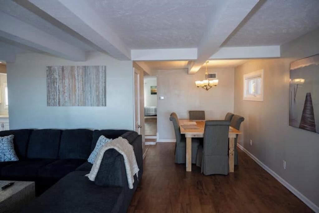 Photo of Livingroom in Vermilion