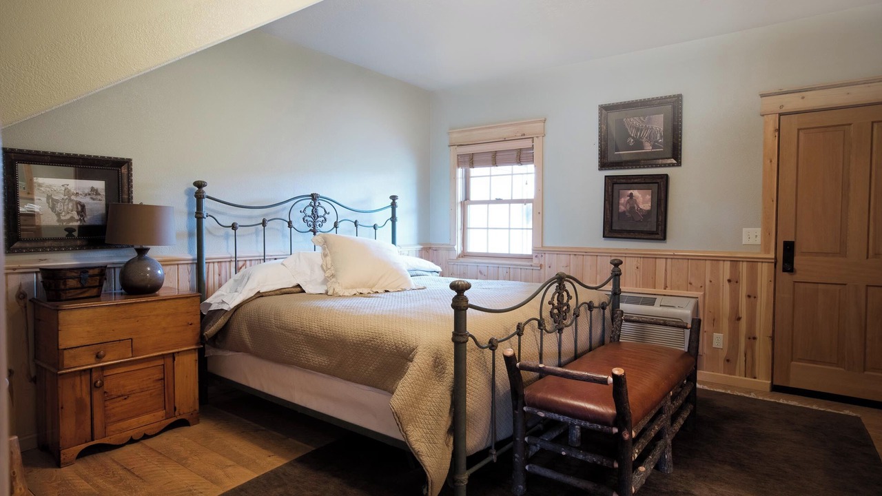 Photo of Bedroom in Almo