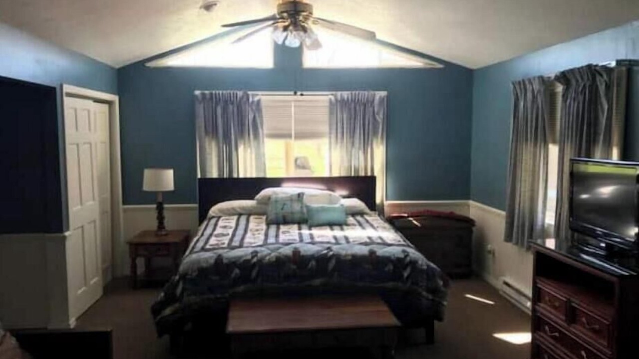 Photo of Bedroom in Kelleys Island
