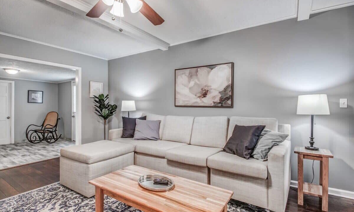 Photo of Livingroom in Ellendale