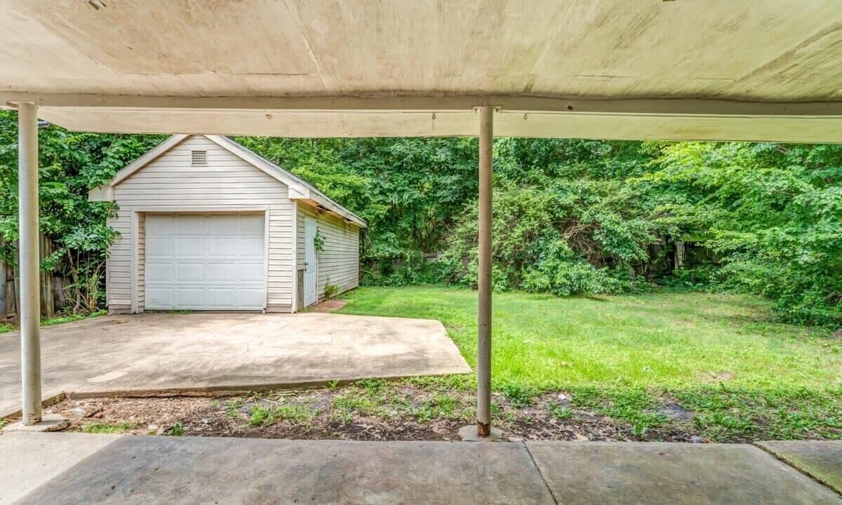 Photo of Others in Ellendale