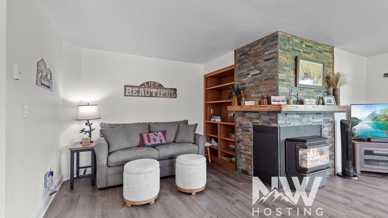 Photo of Livingroom in Rathdrum