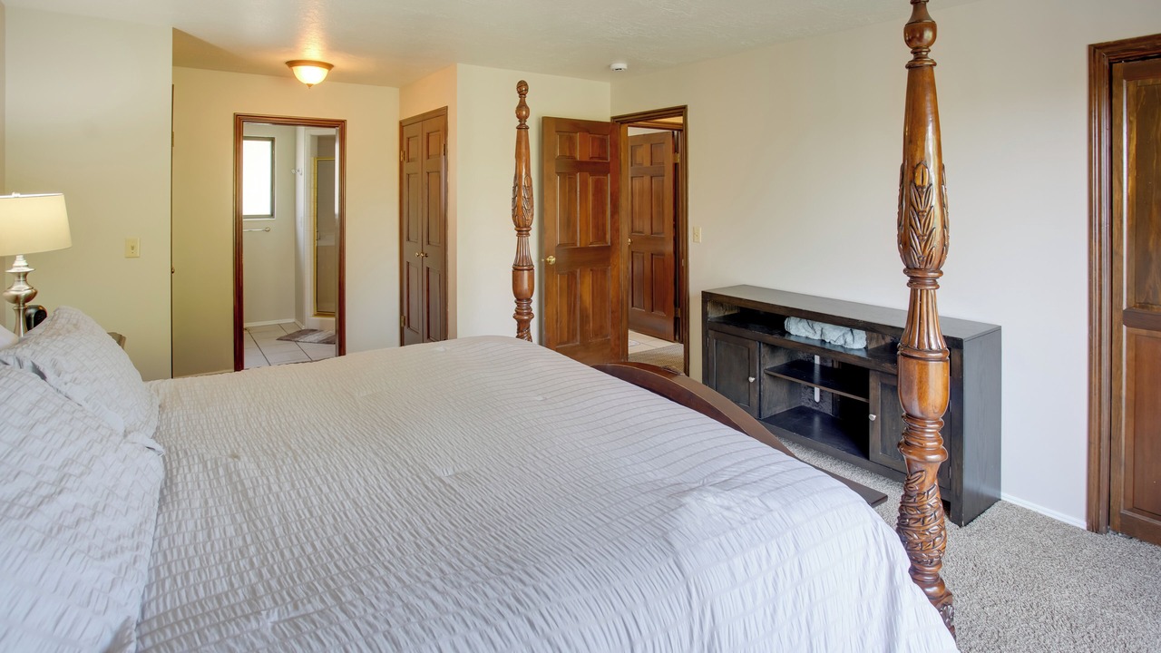 Photo of Bedroom in South Weber