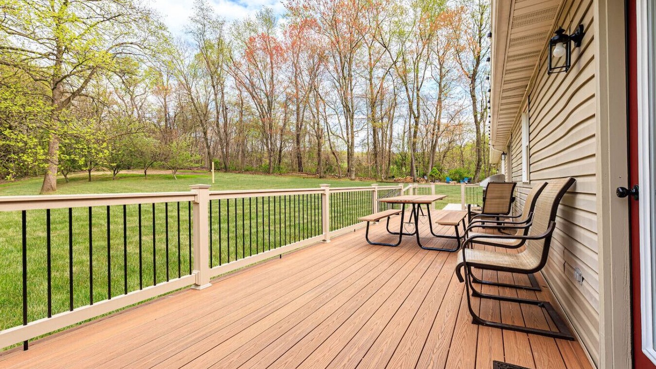 Photo of Patio Balcony in Refton