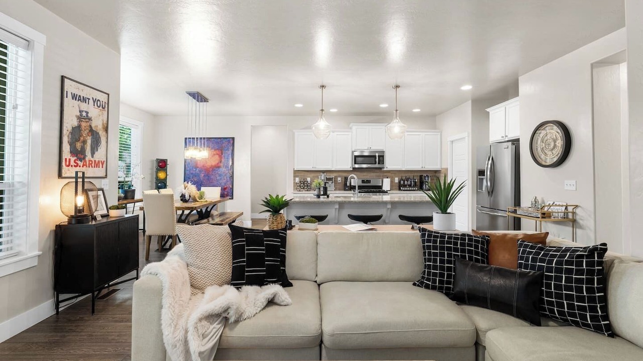 Photo of Livingroom in Northwest Boise City