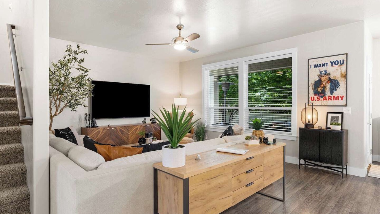 Photo of Livingroom in Northwest Boise City