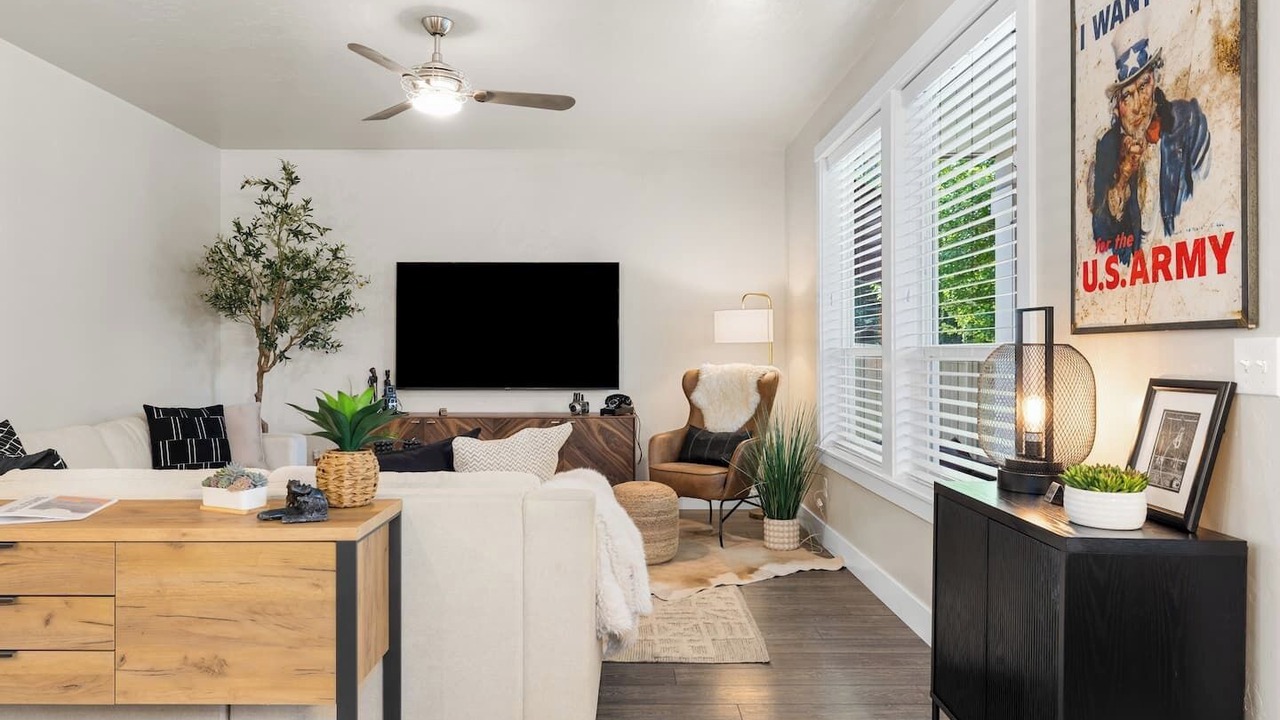 Photo of Livingroom in Northwest Boise City