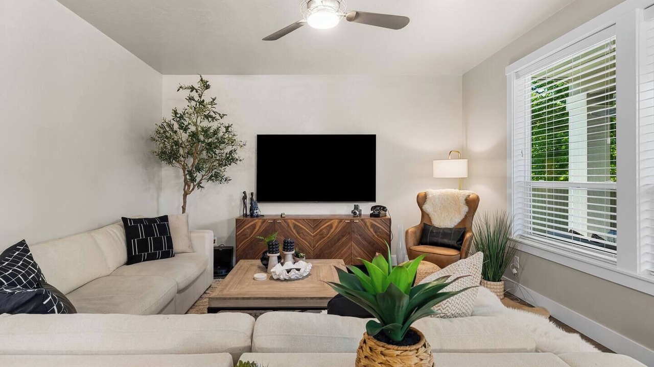 Photo of Livingroom in Northwest Boise City