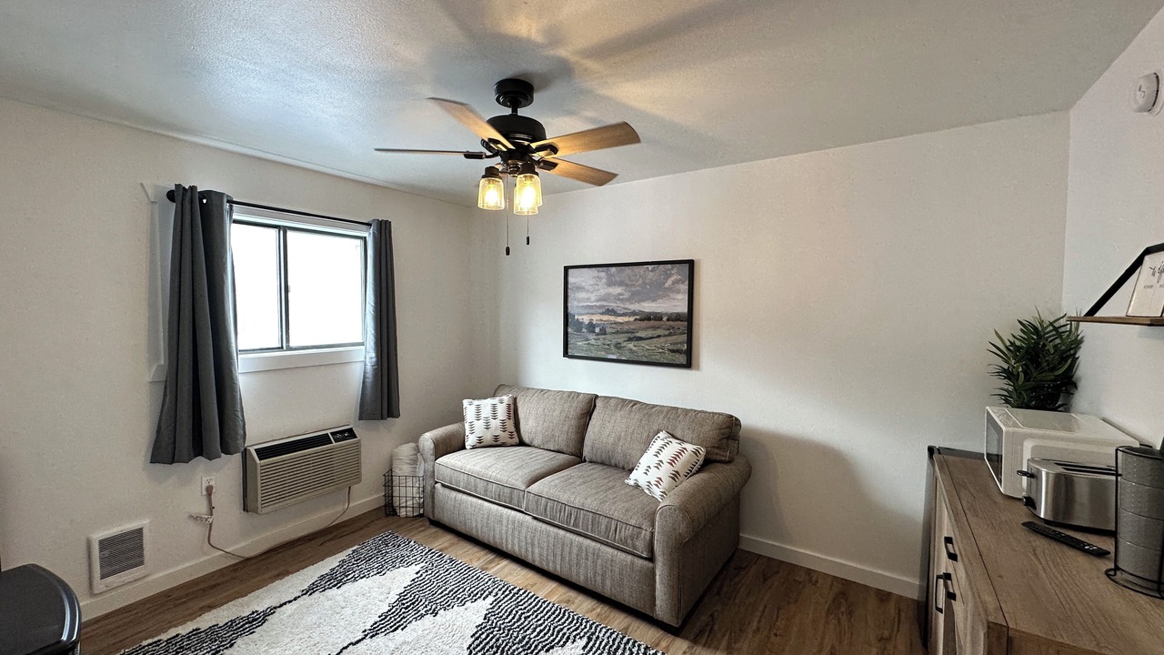 Photo of Livingroom in Cody
