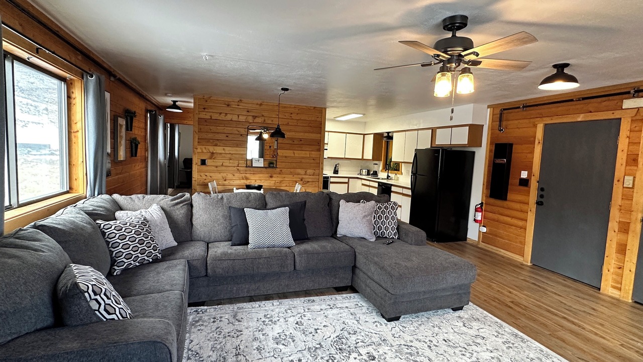 Photo of Livingroom in Cody