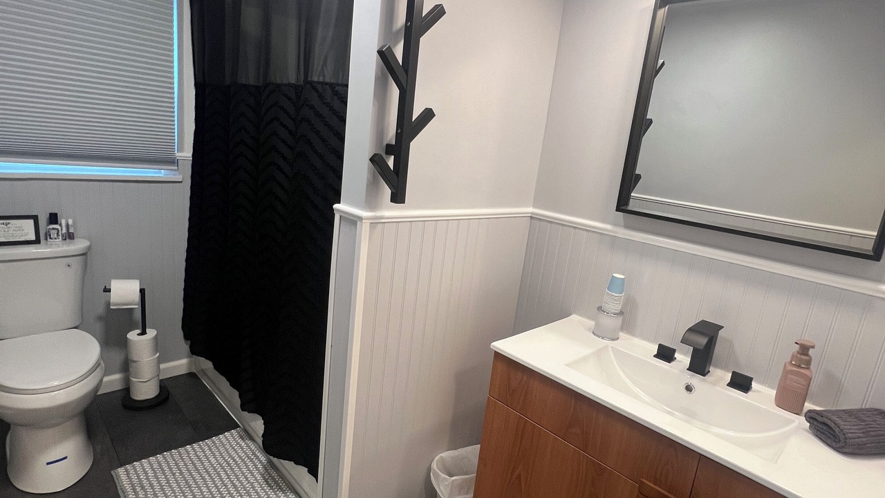 Photo of Bathroom in Boardman