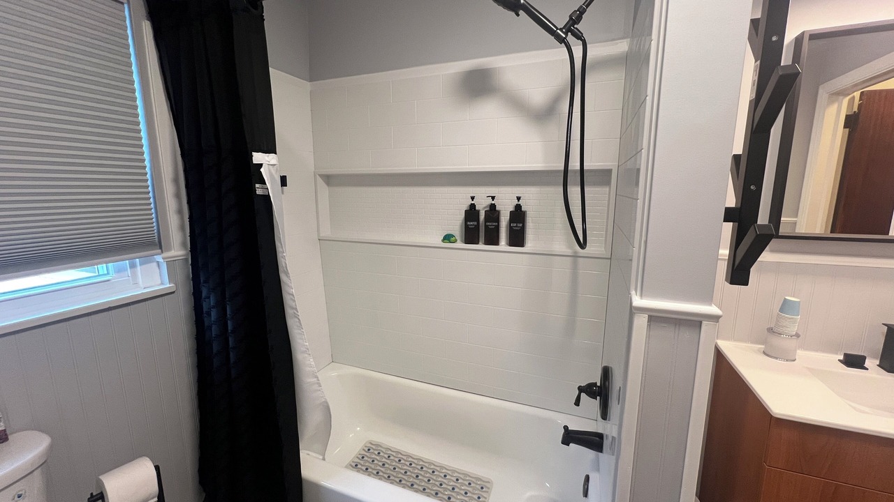 Photo of Bathroom in Boardman