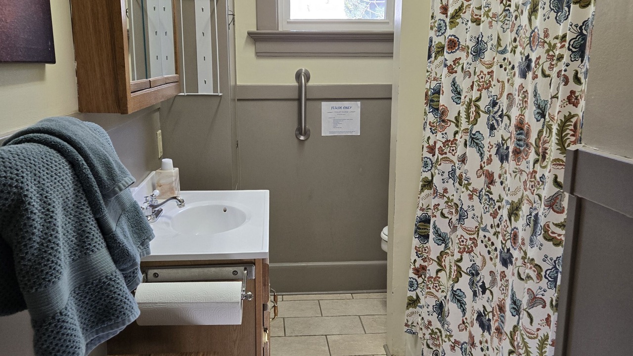 Photo of Bathroom in Miles City