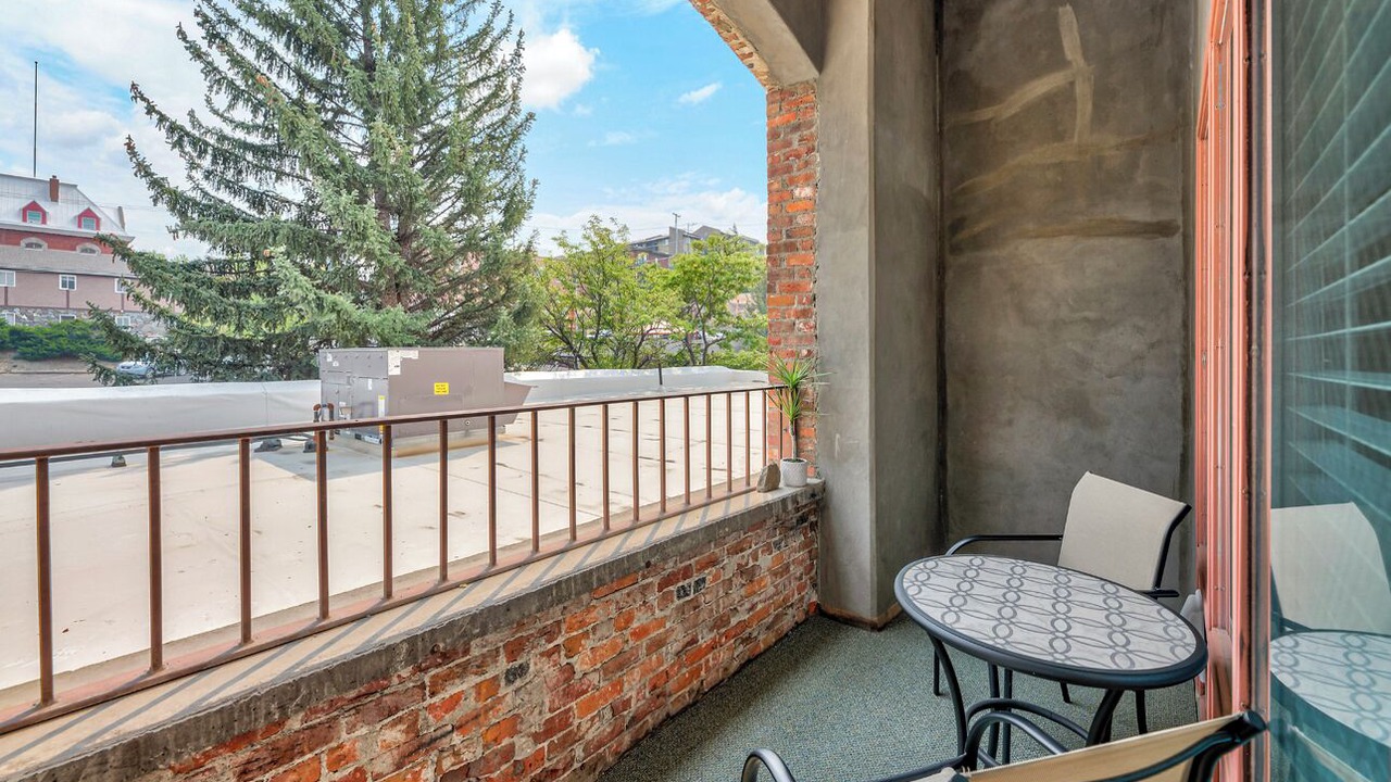 Photo of Patio Balcony in Helena