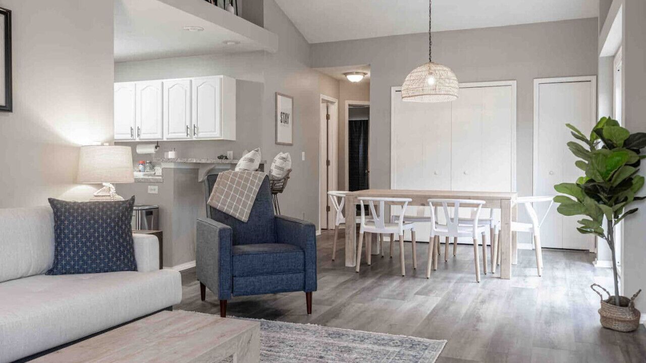 Photo of Livingroom in Evansville