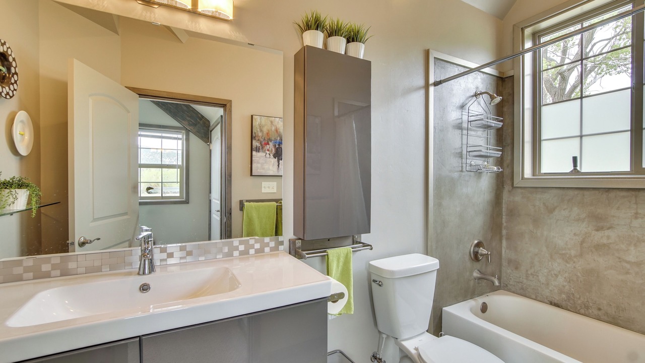 Photo of Bathroom in New Harmony