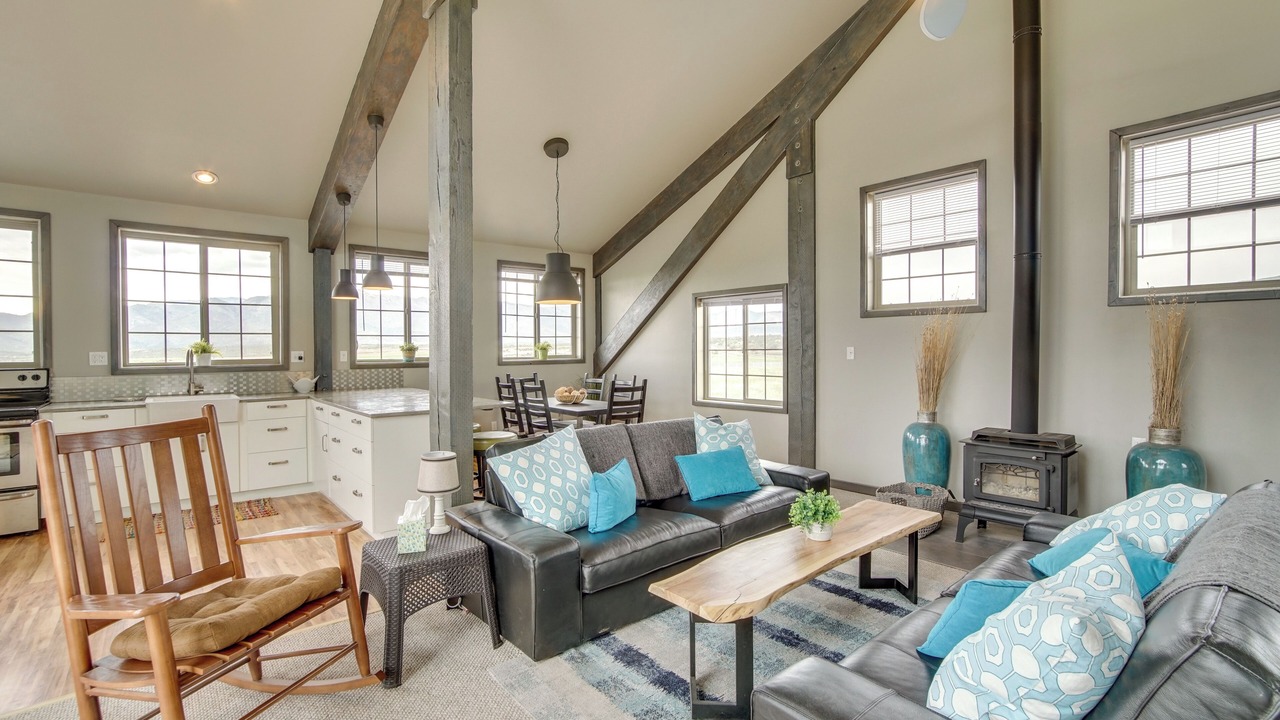 Photo of Livingroom in New Harmony