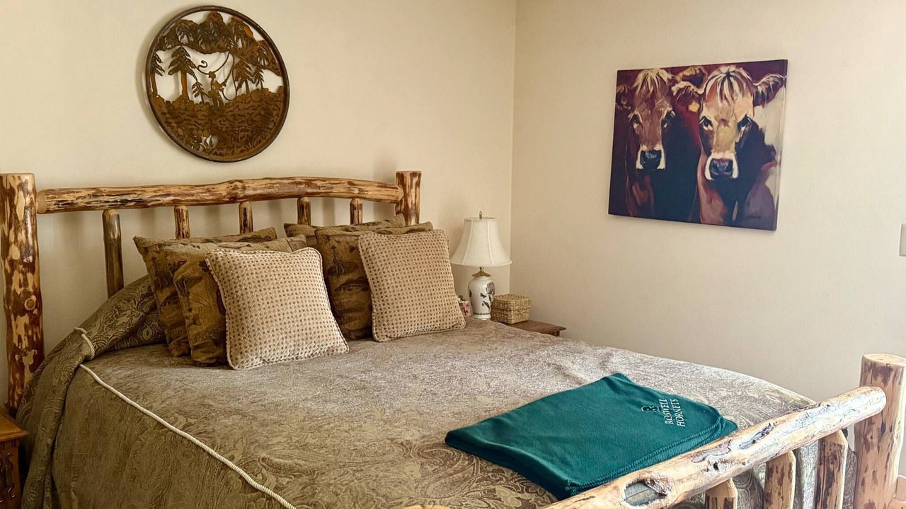 Photo of Bedroom in West Yellowstone