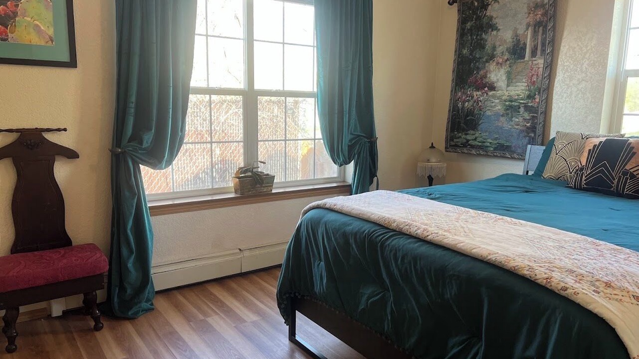 Photo of Bedroom in Westside