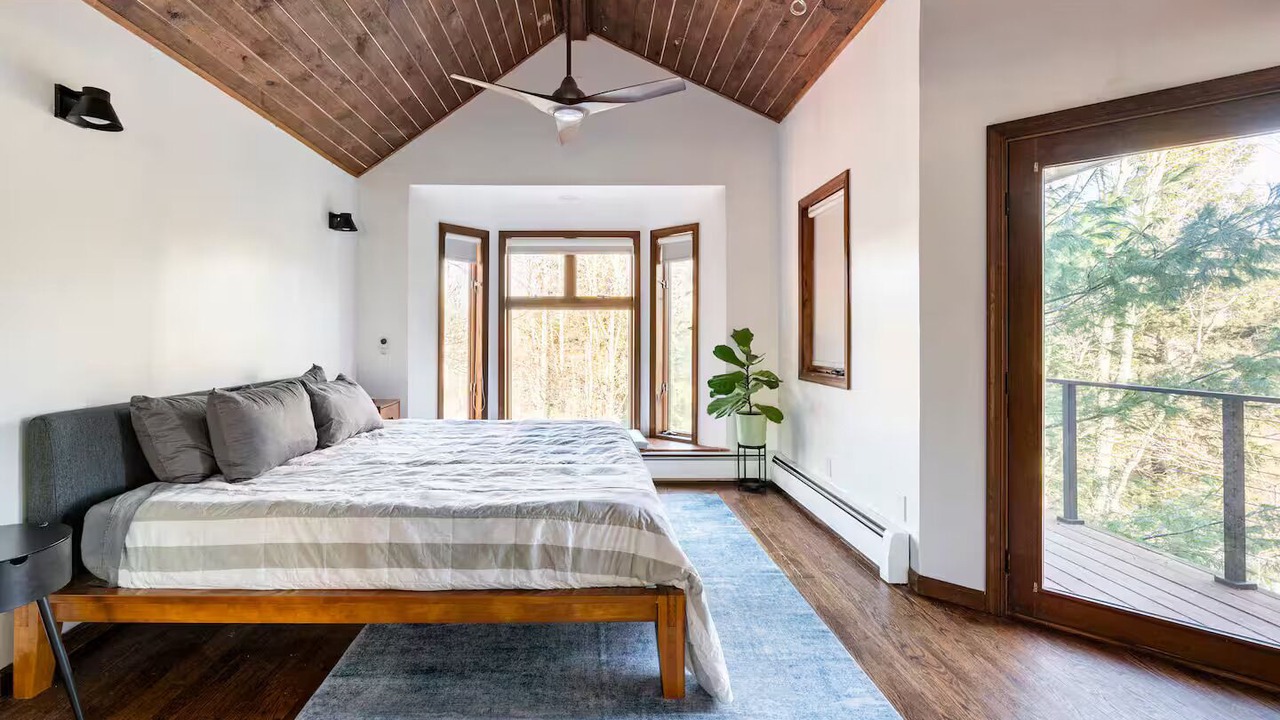 Photo of Bedroom in Jeffersonville