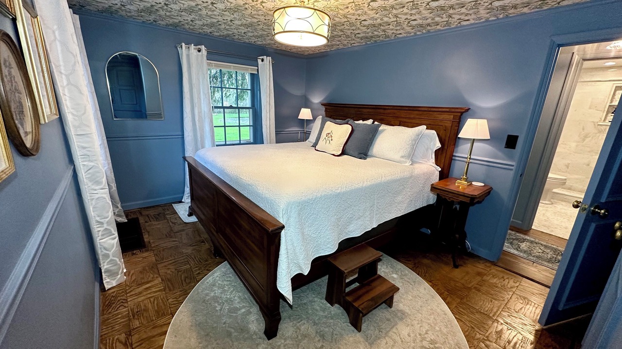 Photo of Bedroom in Kirtland