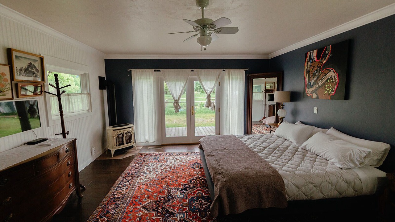 Photo of Bedroom in Moose Wilson Road