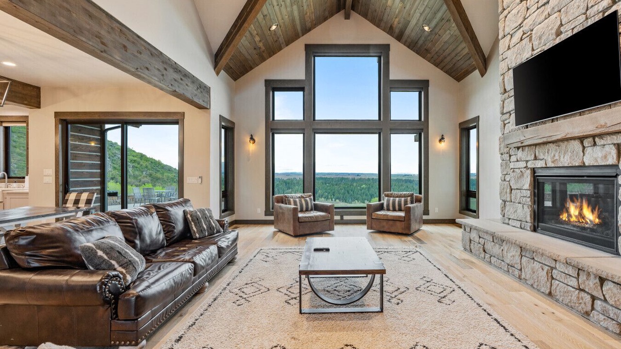 Photo of Livingroom in Ashton