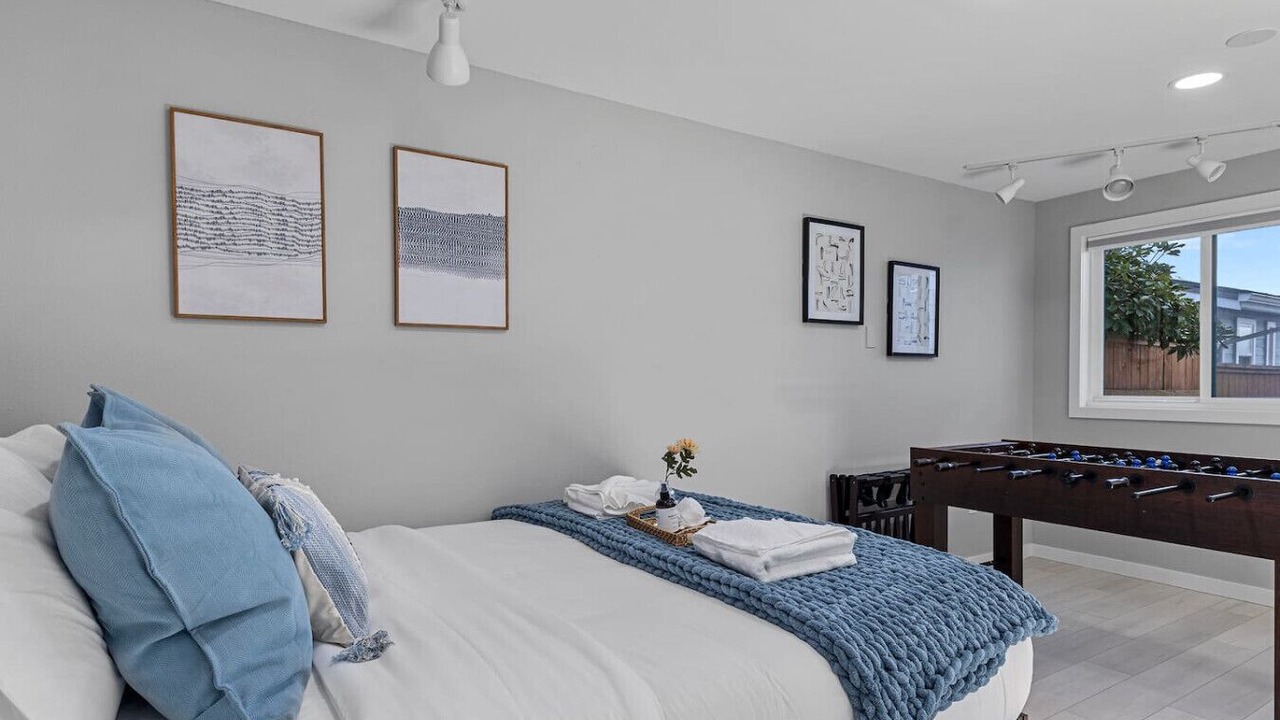 Photo of Bedroom in Bryn Mawr-Skyway
