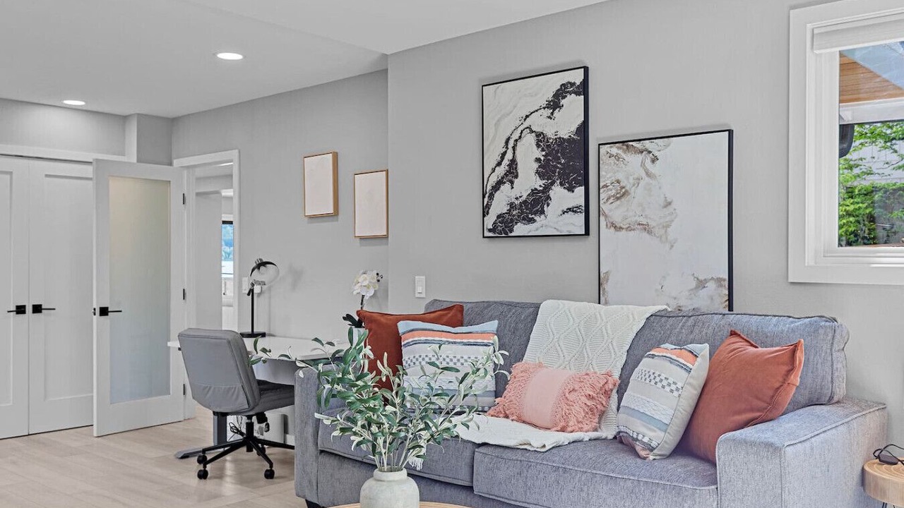 Photo of Livingroom in Bryn Mawr-Skyway