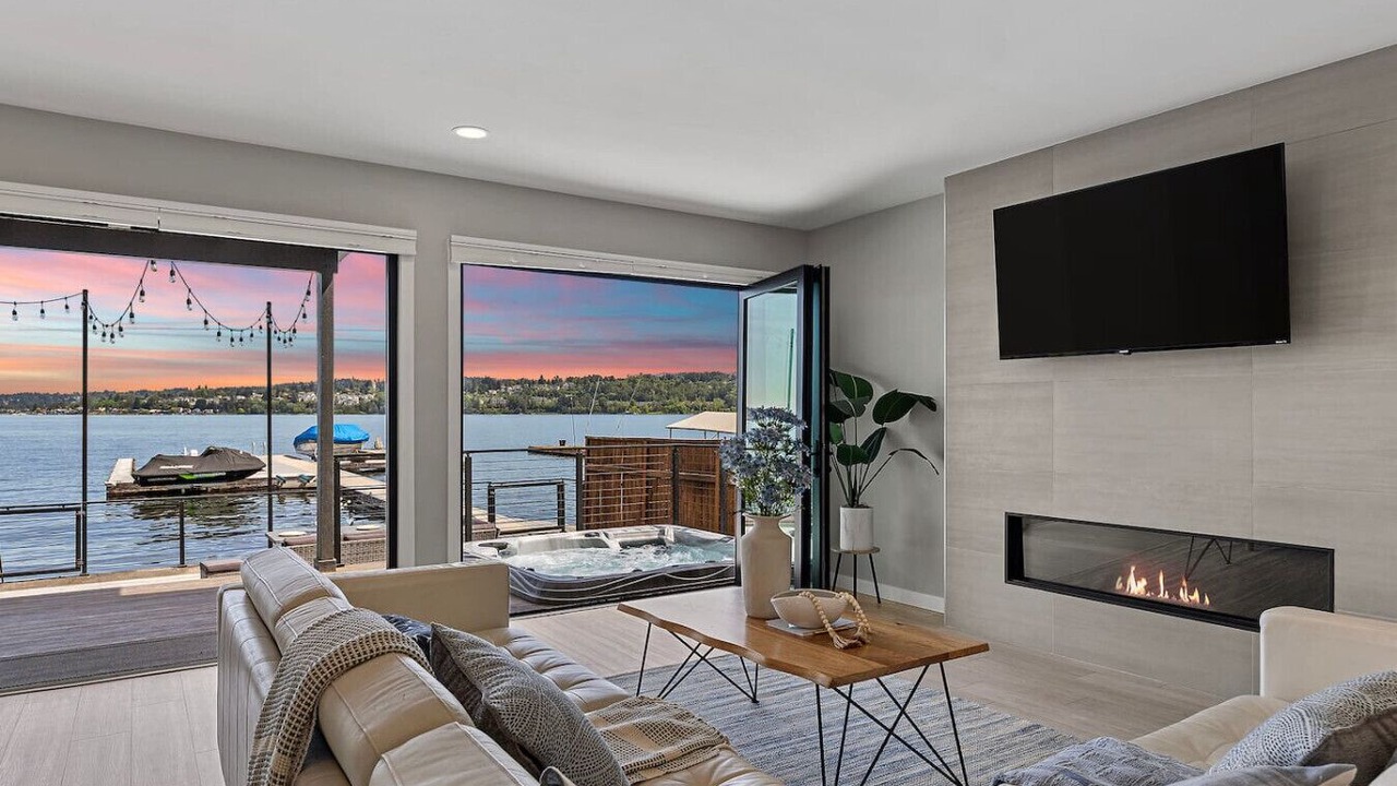 Photo of Livingroom in Bryn Mawr-Skyway