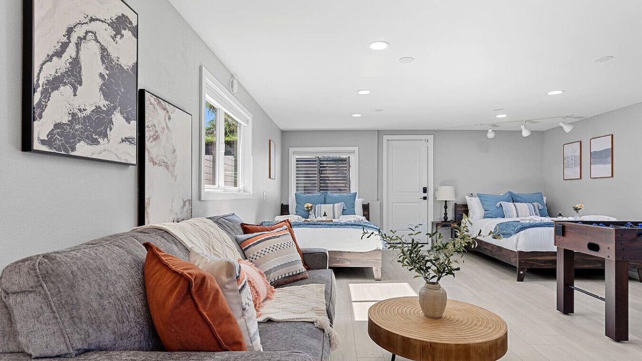 Photo of Bedroom in Bryn Mawr-Skyway