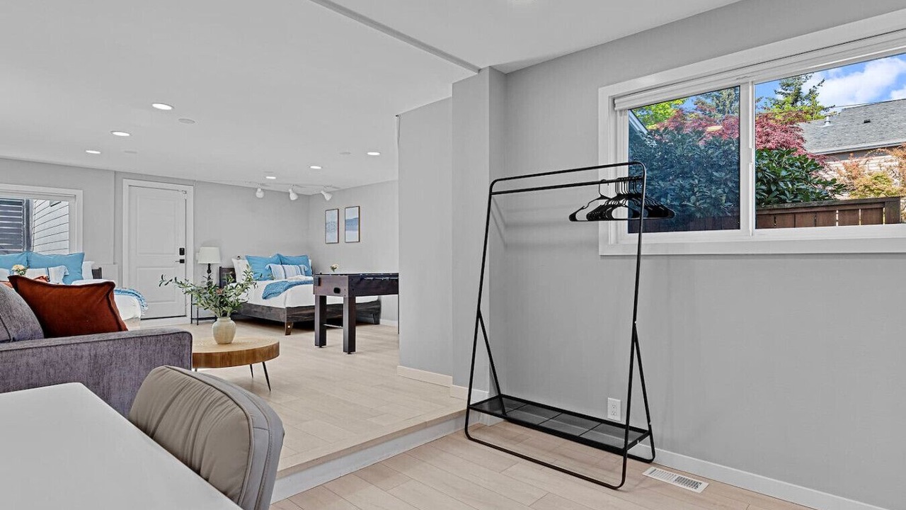 Photo of Bedroom in Bryn Mawr-Skyway