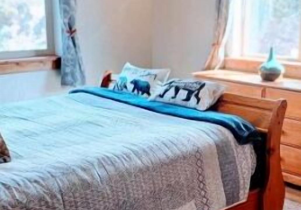 Photo of Bedroom in Lemhi County
